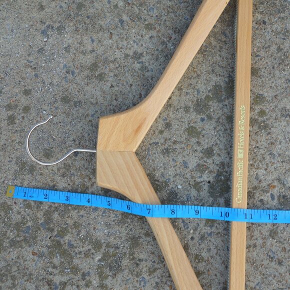 Vintage Canadian Pacific Hotels & Resorts Wood Hanger - Picture 7 of 13